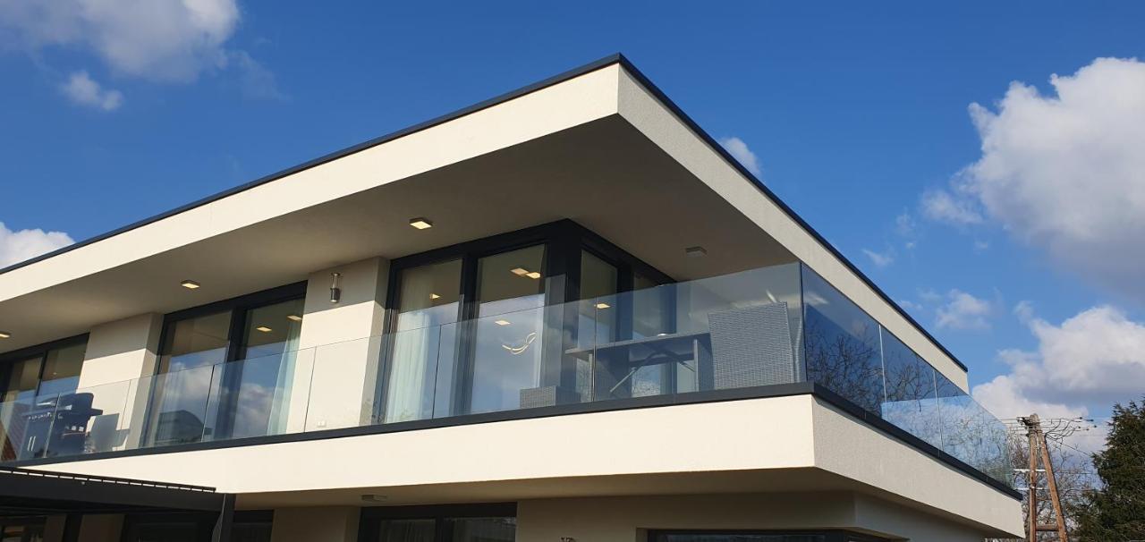 Luxury Apartments In Balatonalmadi, Almadi Lux Apartman II - Crystal White Exterior photo