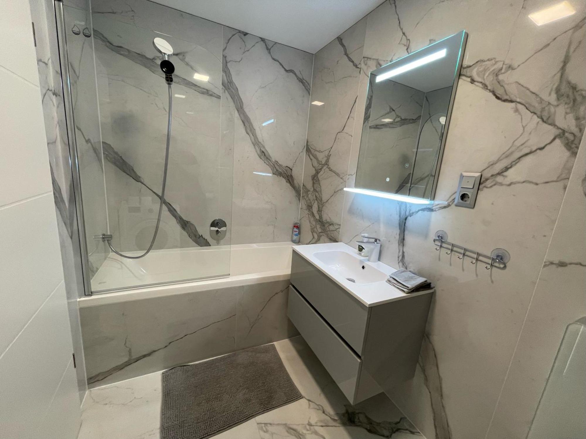 Luxury Apartments In Balatonalmadi, Almadi Lux Apartman II - Crystal White Exterior photo